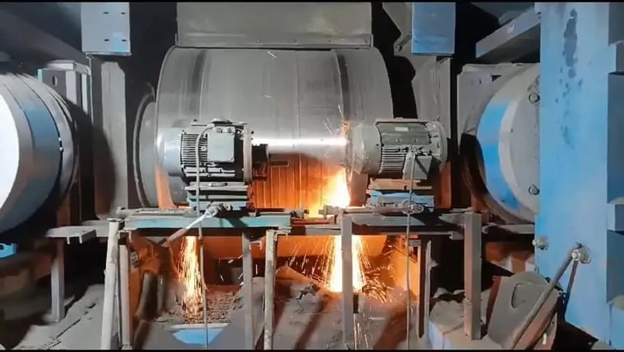 Sahada çift kafalı taşlama — roller press rulosu