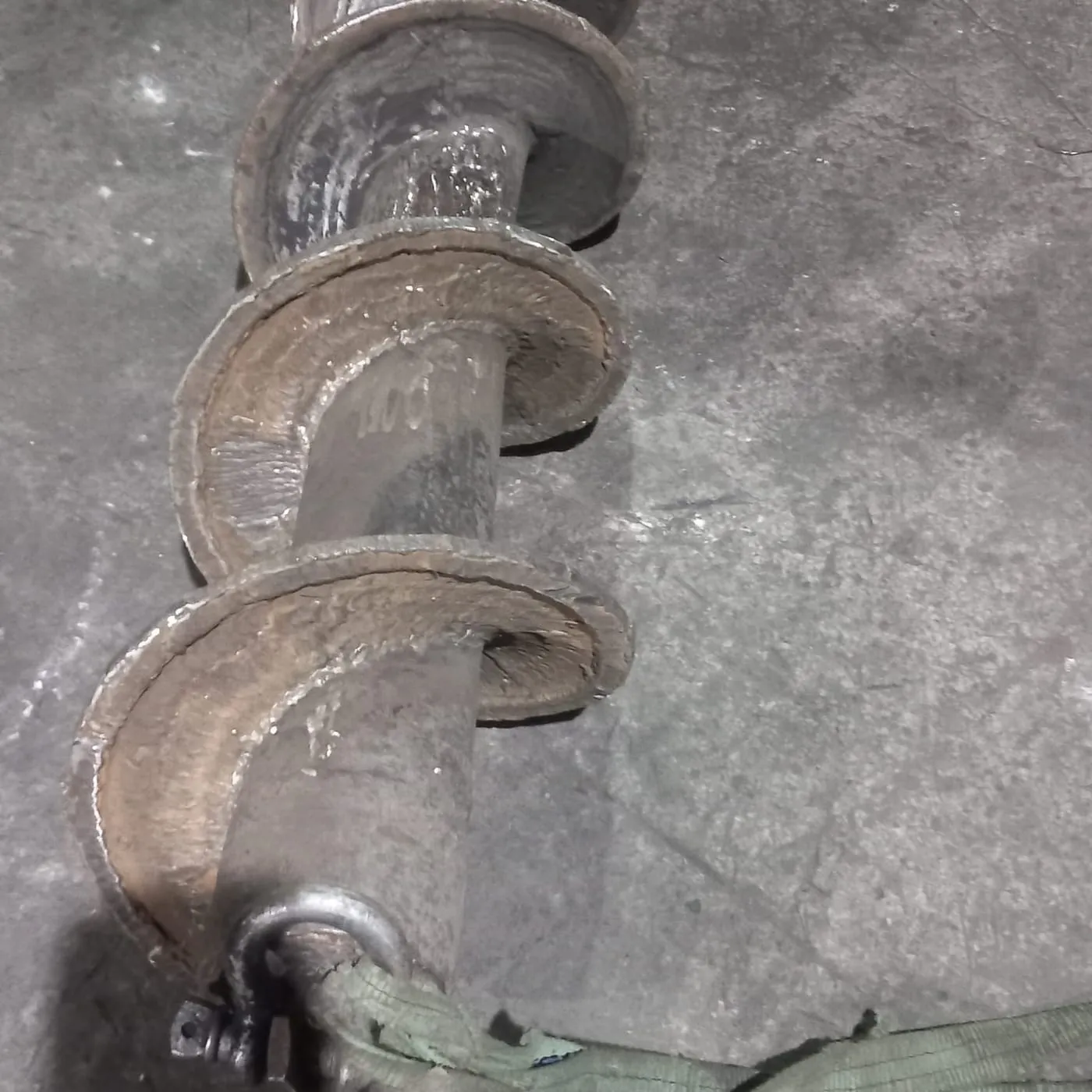 İmalat aşamasındaki helezon kanadı.